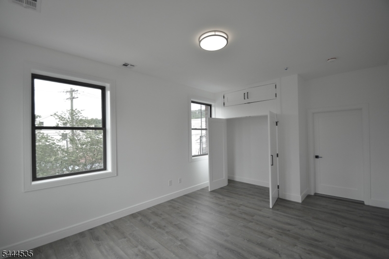 340 Millburn Ave 2a Property Photo 9