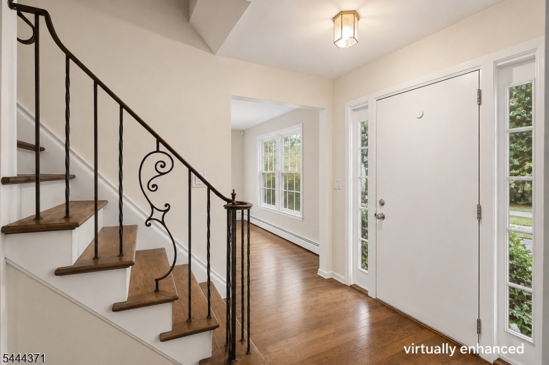 378 Forest Hill Way Property Photo 5