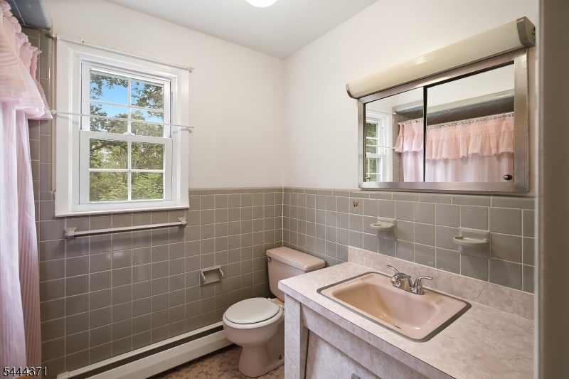 378 Forest Hill Way Property Photo 30