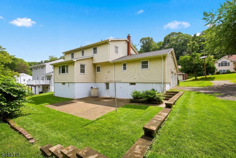 378 Forest Hill Way Property Photo 33