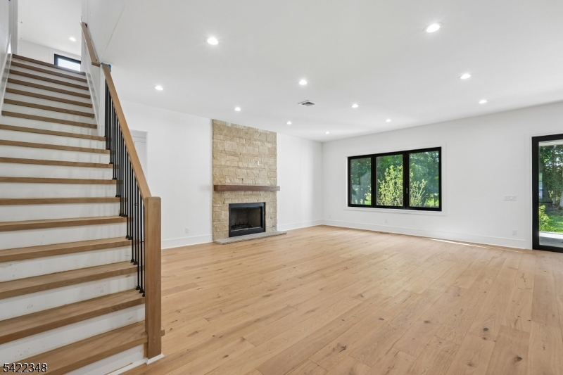 51 Herfort Rd Property Photo 8