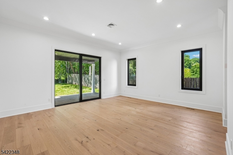 51 Herfort Rd Property Photo 20