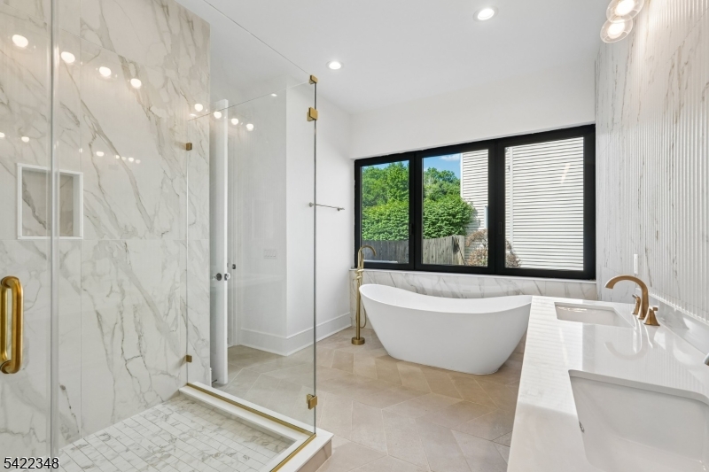 51 Herfort Rd Property Photo 23