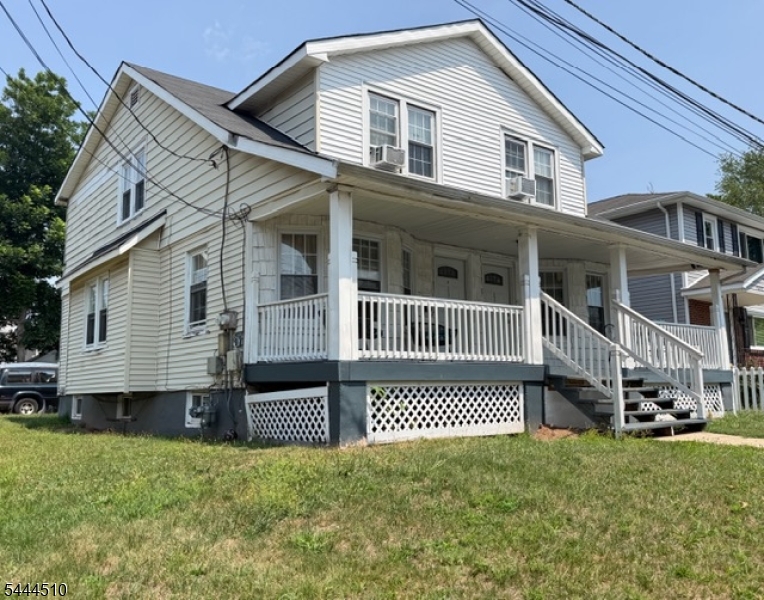 1534 Mabel Street Property Photo 3