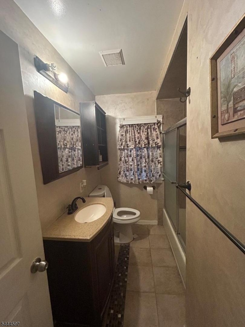 2105 Melrose Pkwy Property Photo 6