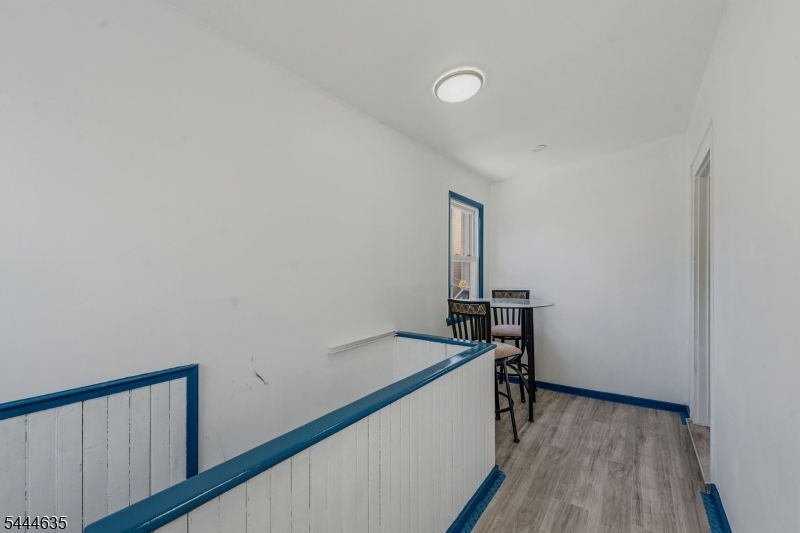 18 John St 2 Property Photo 7