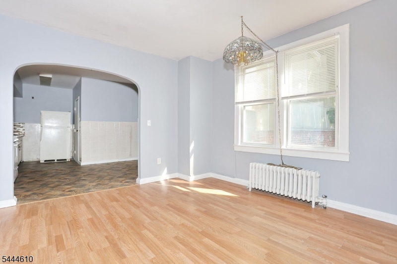 554 W Broadway Property Photo 14