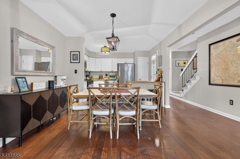 8 Saxonney Cir Property Photo 14