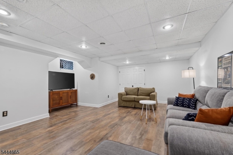 8 Saxonney Cir Property Photo 24