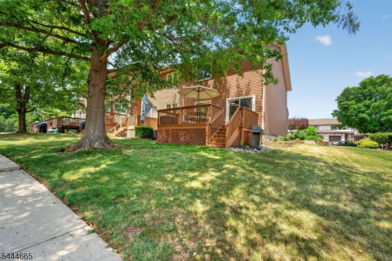 8 Saxonney Cir Property Photo 28