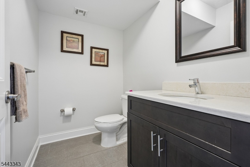 156 Mountain Ave 8 Property Photo 8