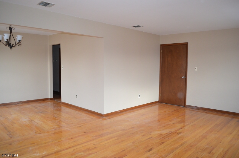 245 Orchard St Property Photo 8