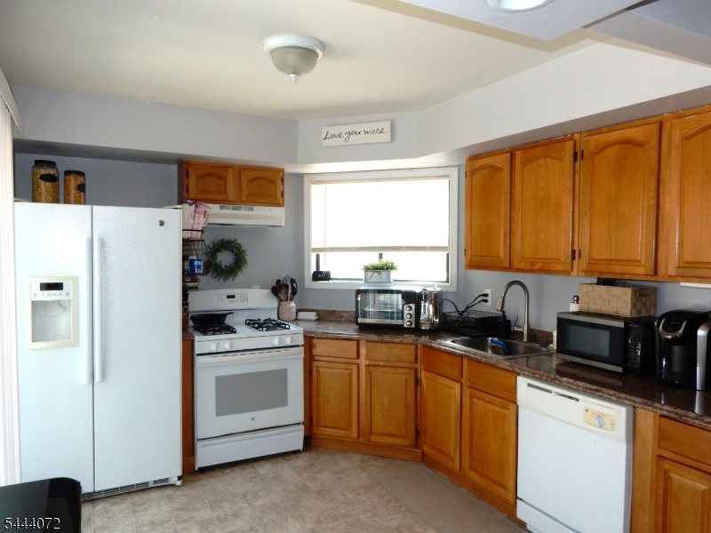 51 Edinborough Ct. Property Photo 5