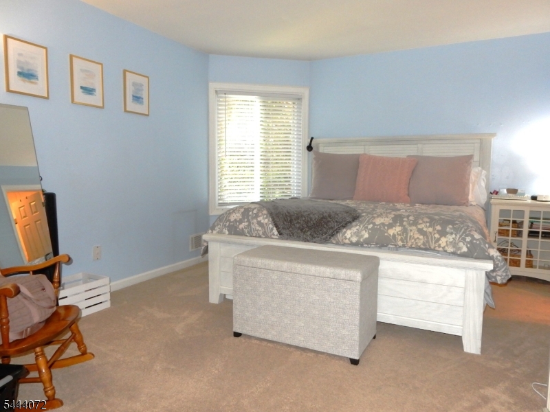 51 Edinborough Ct. Property Photo 10