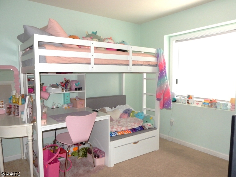 51 Edinborough Ct. Property Photo 15