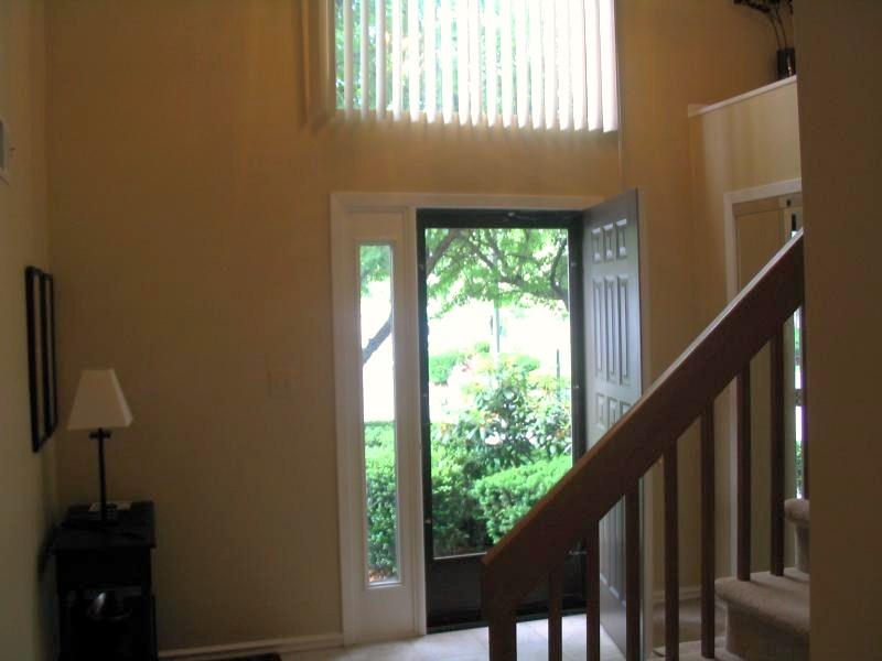 147 Castle Ridge Dr Property Photo 3