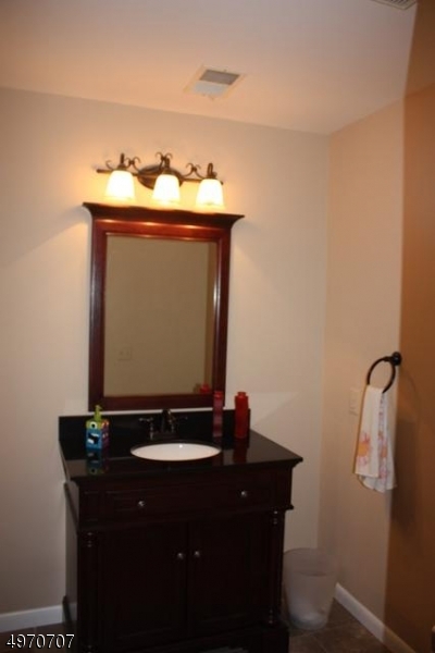 147 Castle Ridge Dr Property Photo 10