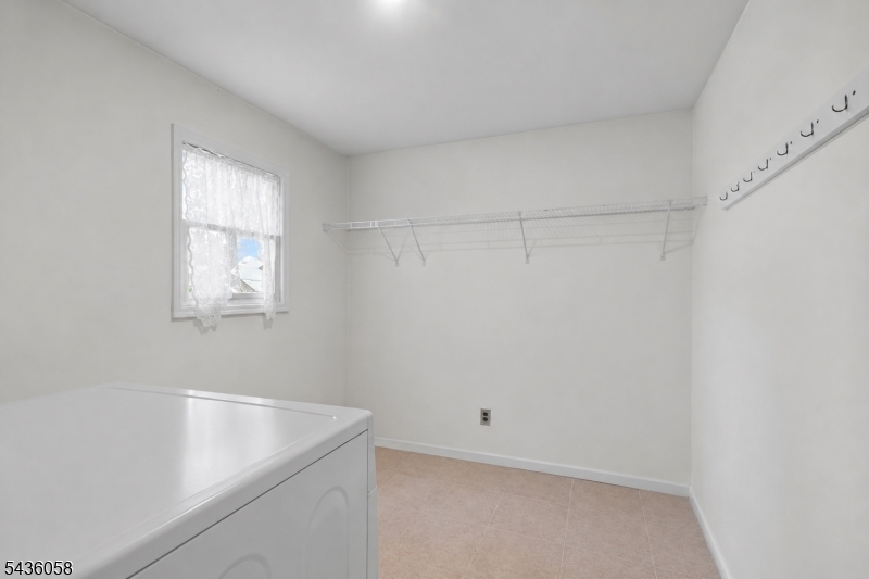 10 Tice Rd Property Photo 29