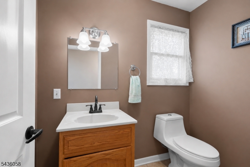 10 Tice Rd Property Photo 34