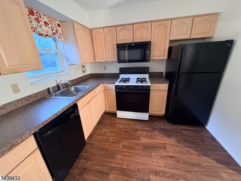 2467 State Route 10 3b Property Photo 2