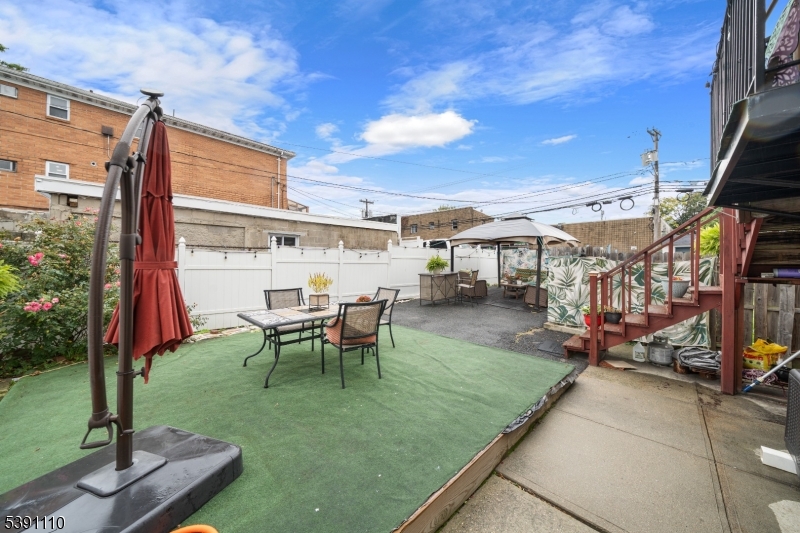 1161 67th St Property Photo 39