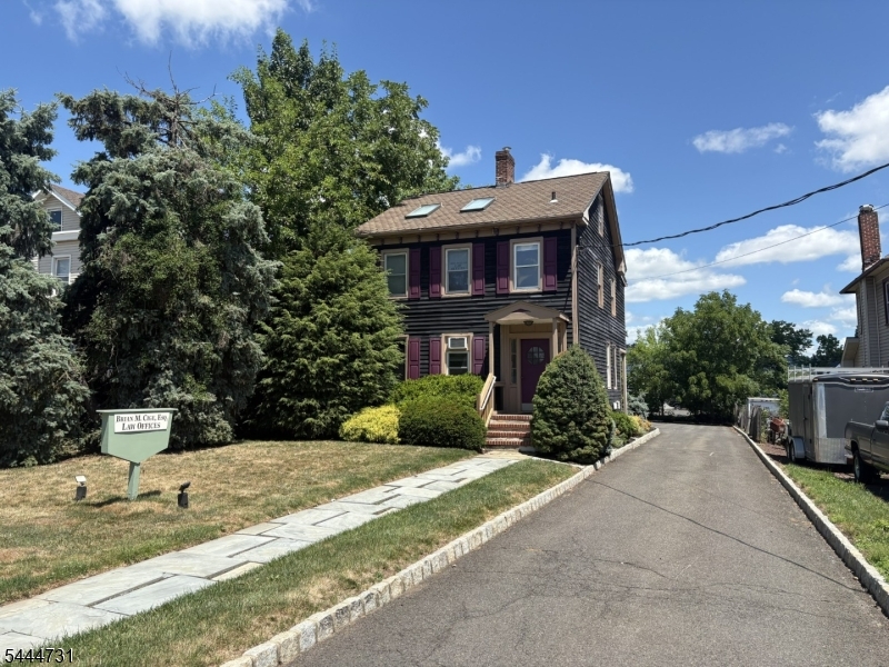 7 E High St Property Photo 1