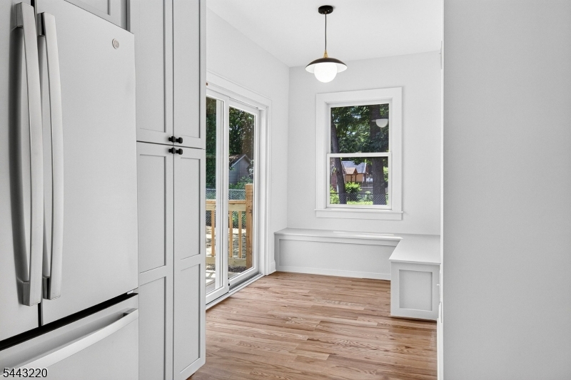 609 Harrison Ave Property Photo 9