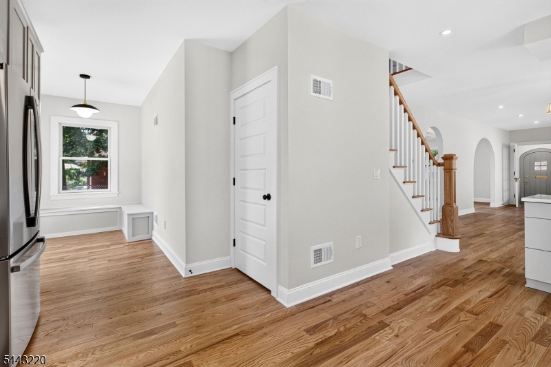 609 Harrison Ave Property Photo 13