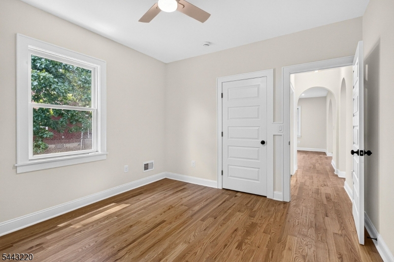 609 Harrison Ave Property Photo 19