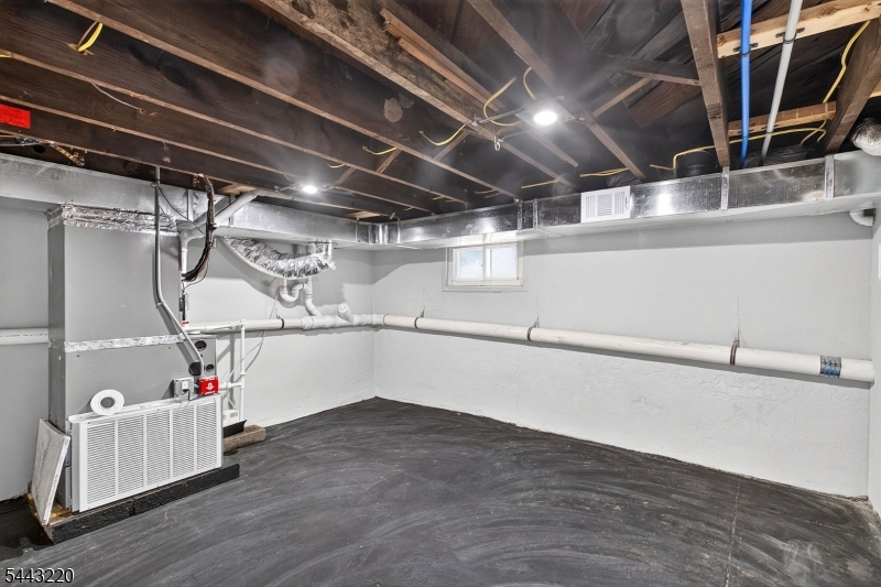609 Harrison Ave Property Photo 36