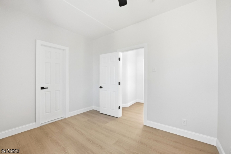139 W 51st St Property Photo 10