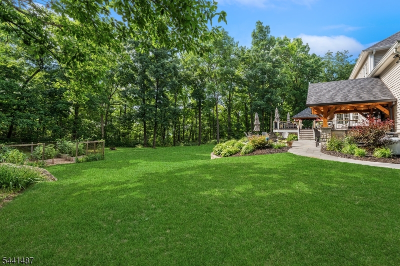 6 White Tail Ct Property Photo 38