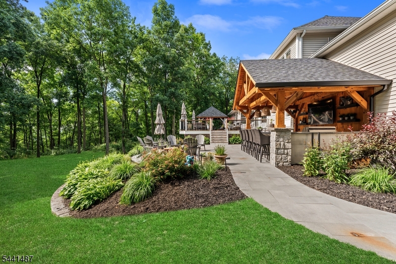 6 White Tail Ct Property Photo 39