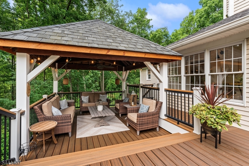 6 White Tail Ct Property Photo 45