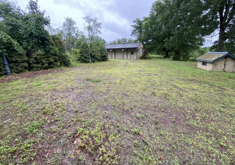 1258 Bear Tavern Rd Property Photo 5