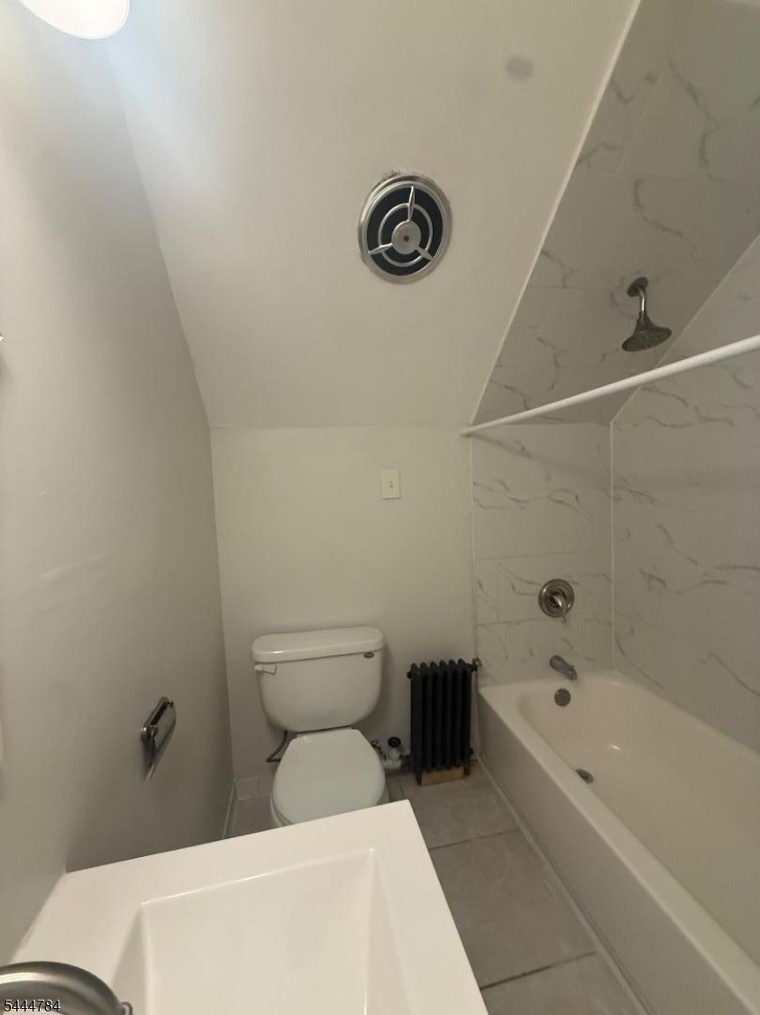 409 Bacheller Ave Property Photo 7