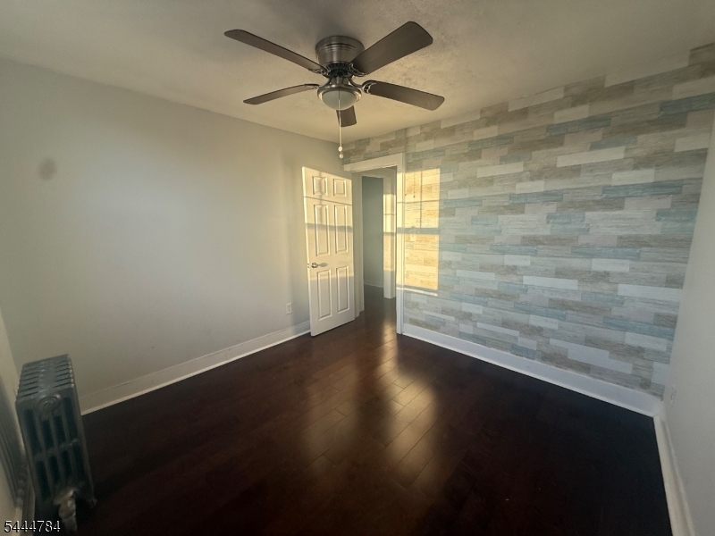 409 Bacheller Ave Property Photo 13