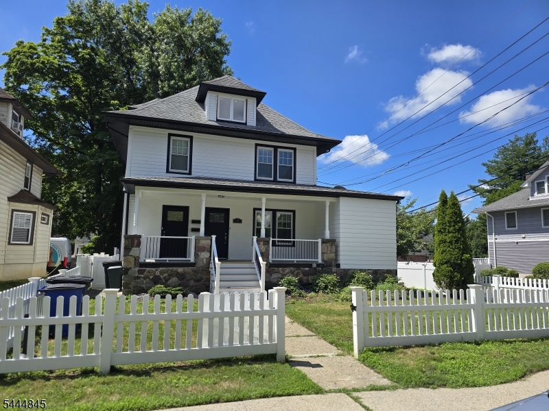 50 Elm Rd Property Photo 1