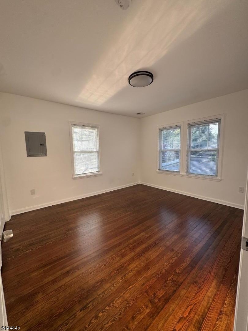 50 Elm Rd Property Photo 11