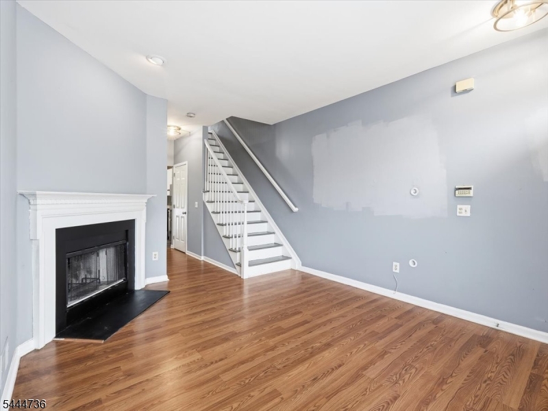 4 Derby St Property Photo 9