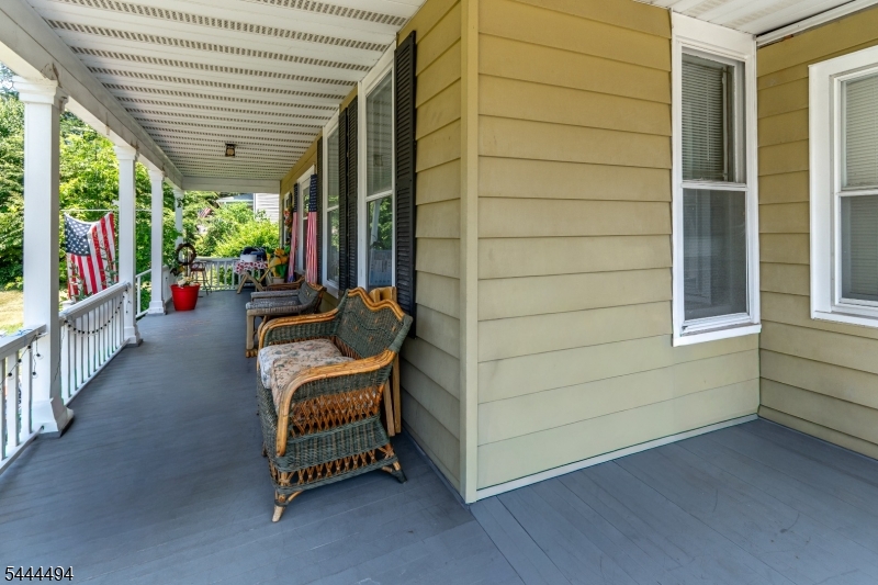 38 John Ringo Rd Property Photo 8