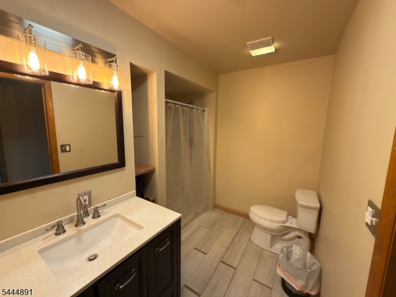 24 Beardslee Rd Property Photo 2