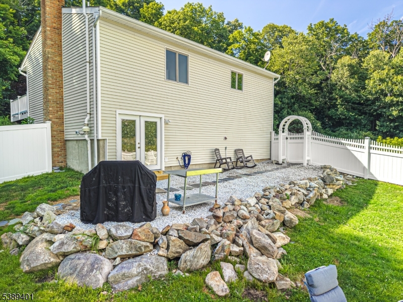 8 Pond Dr Property Photo 25