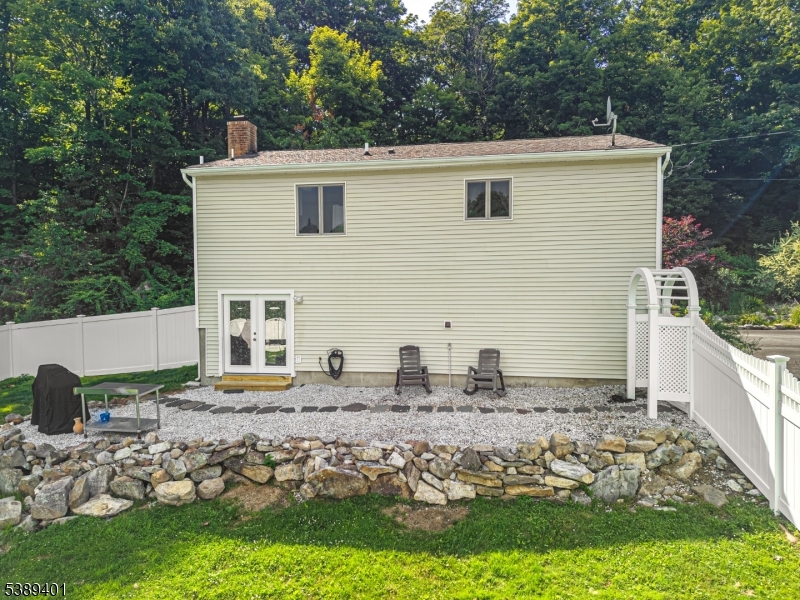 8 Pond Dr Property Photo 26
