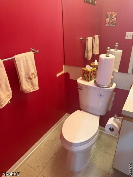 4 Colgate Dr Property Photo 9
