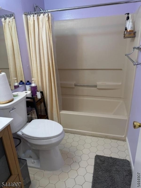 4 Colgate Dr Property Photo 16
