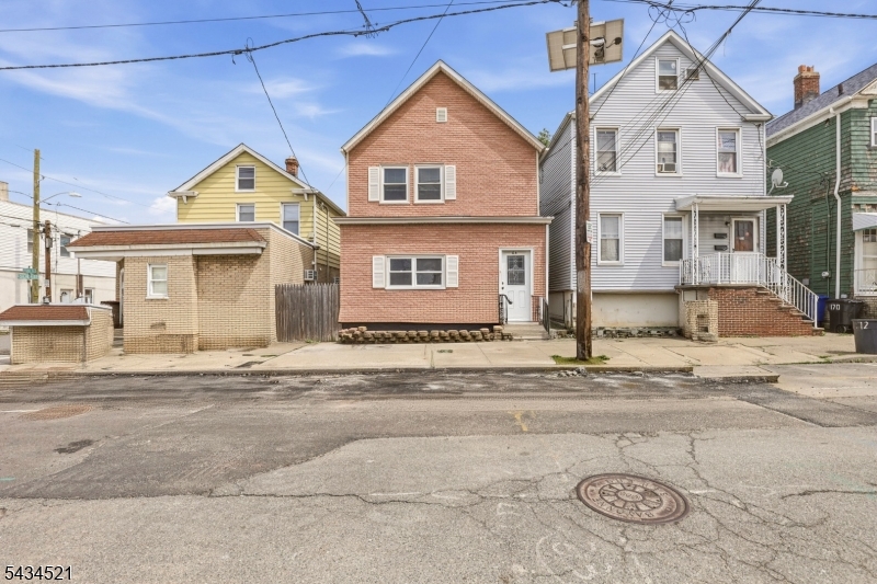 174 Orient St Property Photo 1