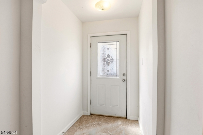 174 Orient St Property Photo 5