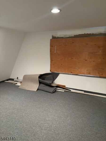 24 Cedar St Property Photo 17