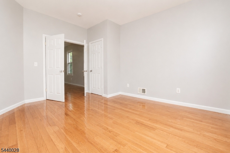 136 Dewey St Property Photo 10